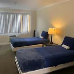 Charming Double Bed Hotel Style (A10)
